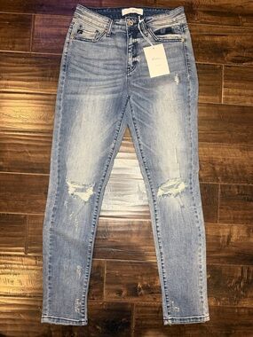 KanCan Distressed High Rise Skinny Jeans Light Wash Size 5/26 NWT KC8356M